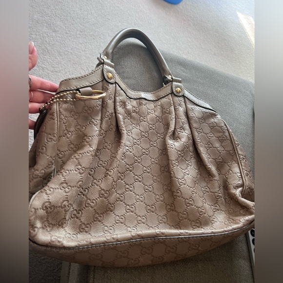 Gucci Gold-Tone Embossed Shoulder Bag - Picture 2 of 8